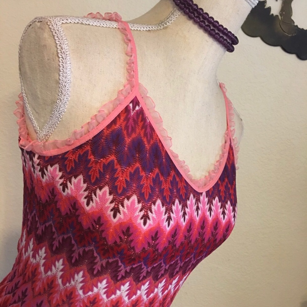 Moda International chevron pattern tank top cami